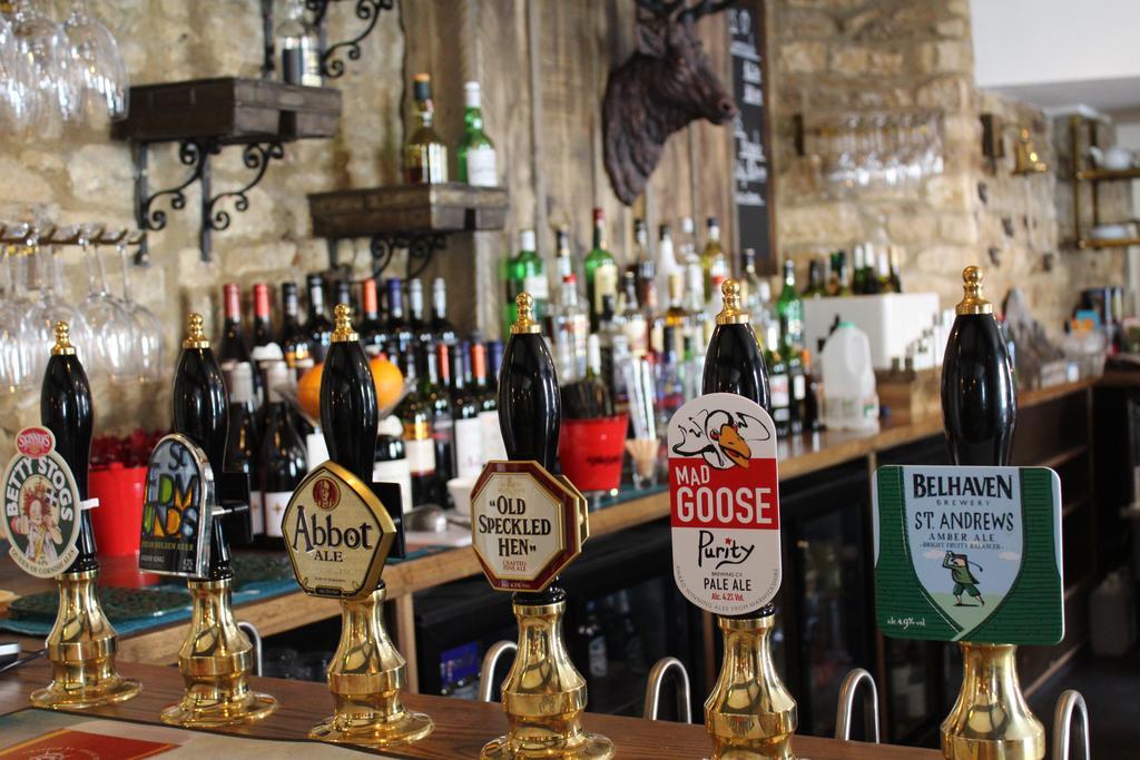 فندق The Woodstock Arms المظهر الخارجي الصورة