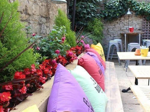 فندق The Woodstock Arms المظهر الخارجي الصورة